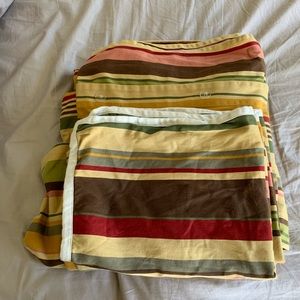 Pottery Barn Duvet and Shams (King size)